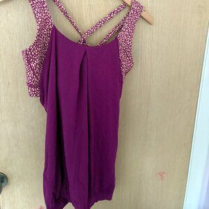 Lululemon tank top